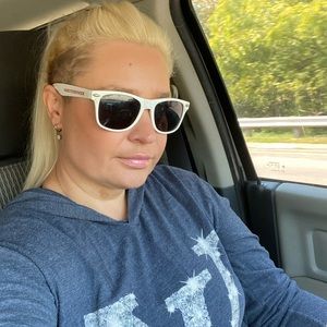 Meet your Posher, Jane